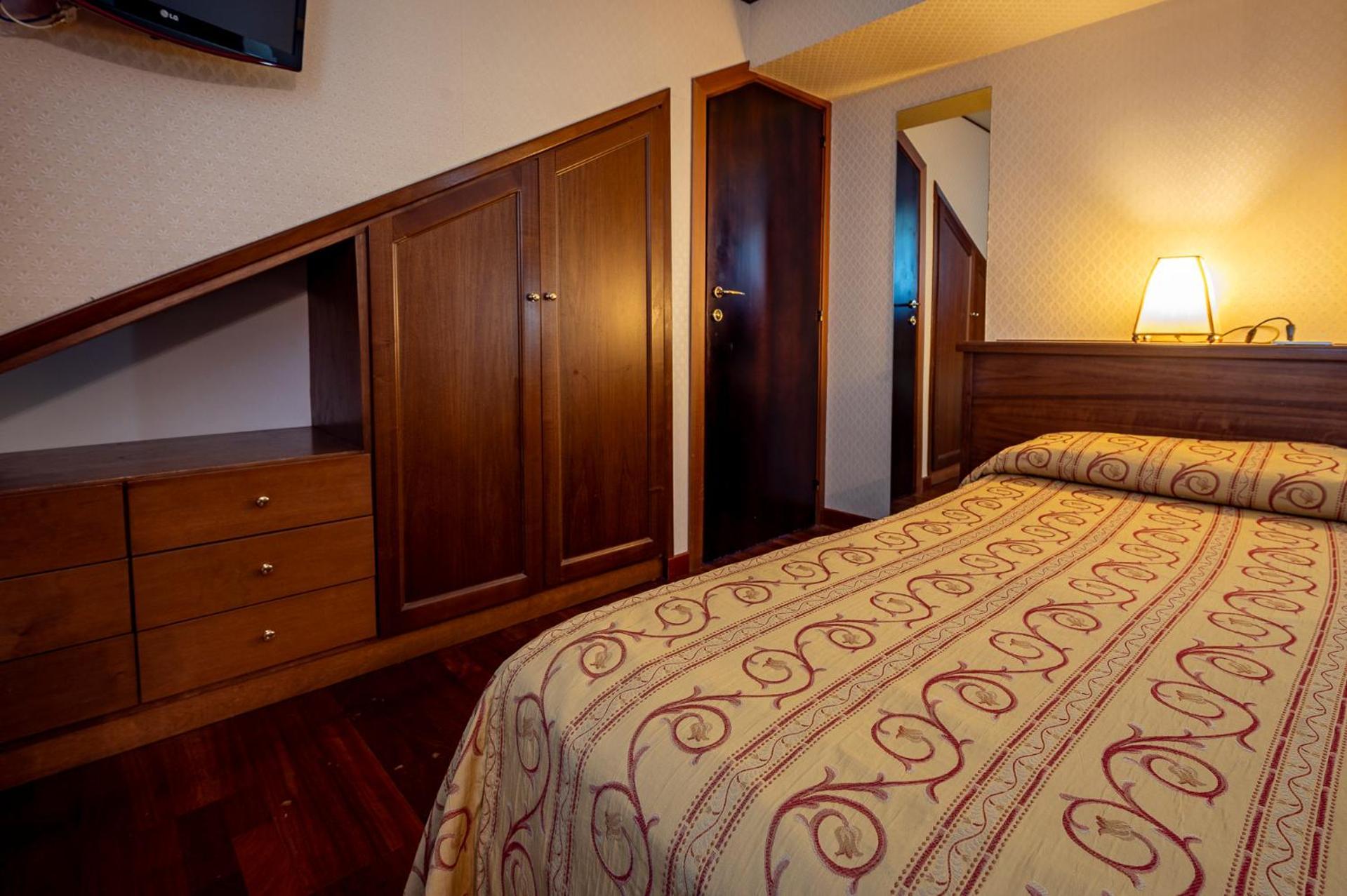 Hotel Corona & Spa Pescasseroli Bagian luar foto