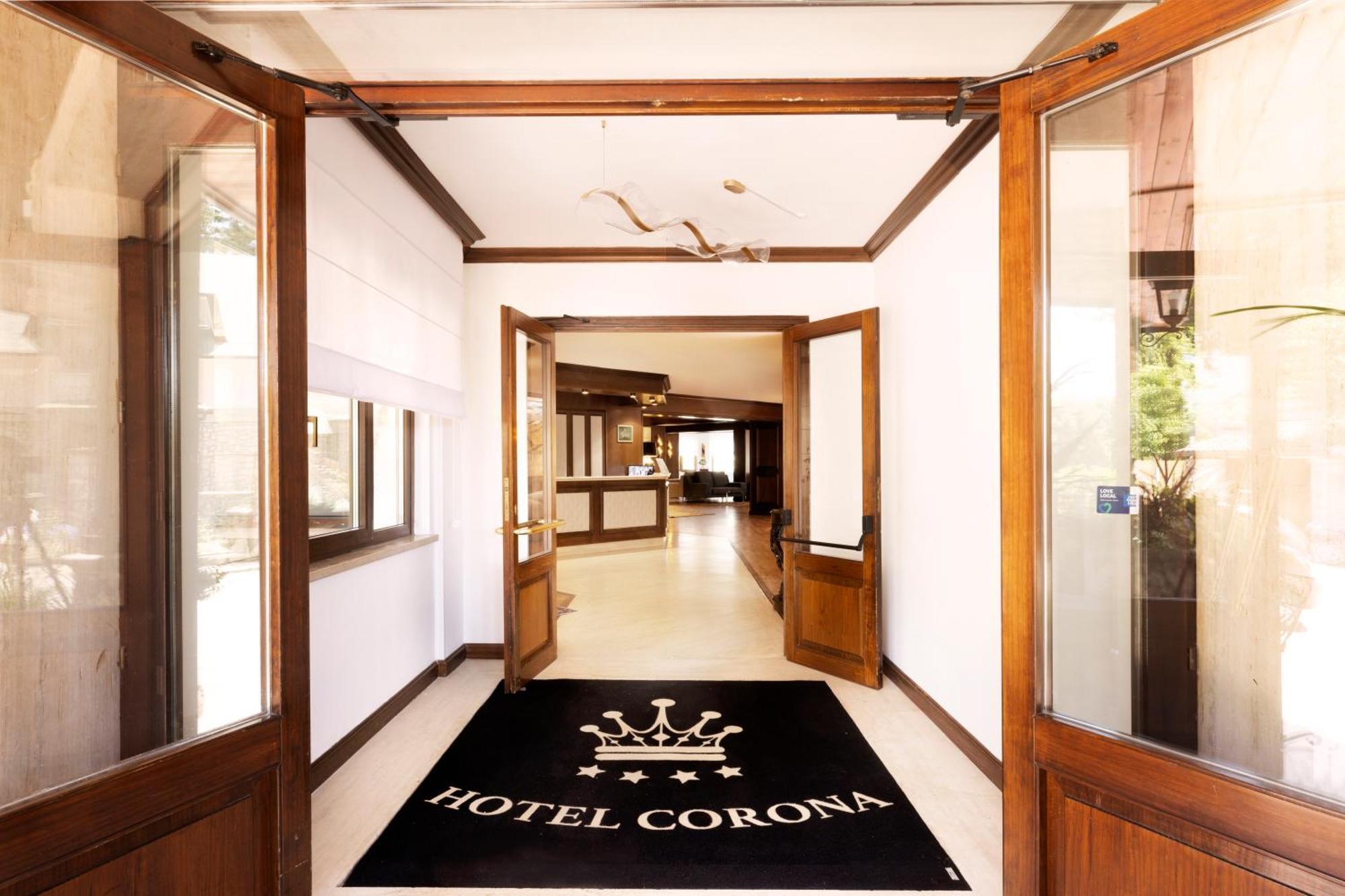 Hotel Corona & Spa Pescasseroli Bagian luar foto