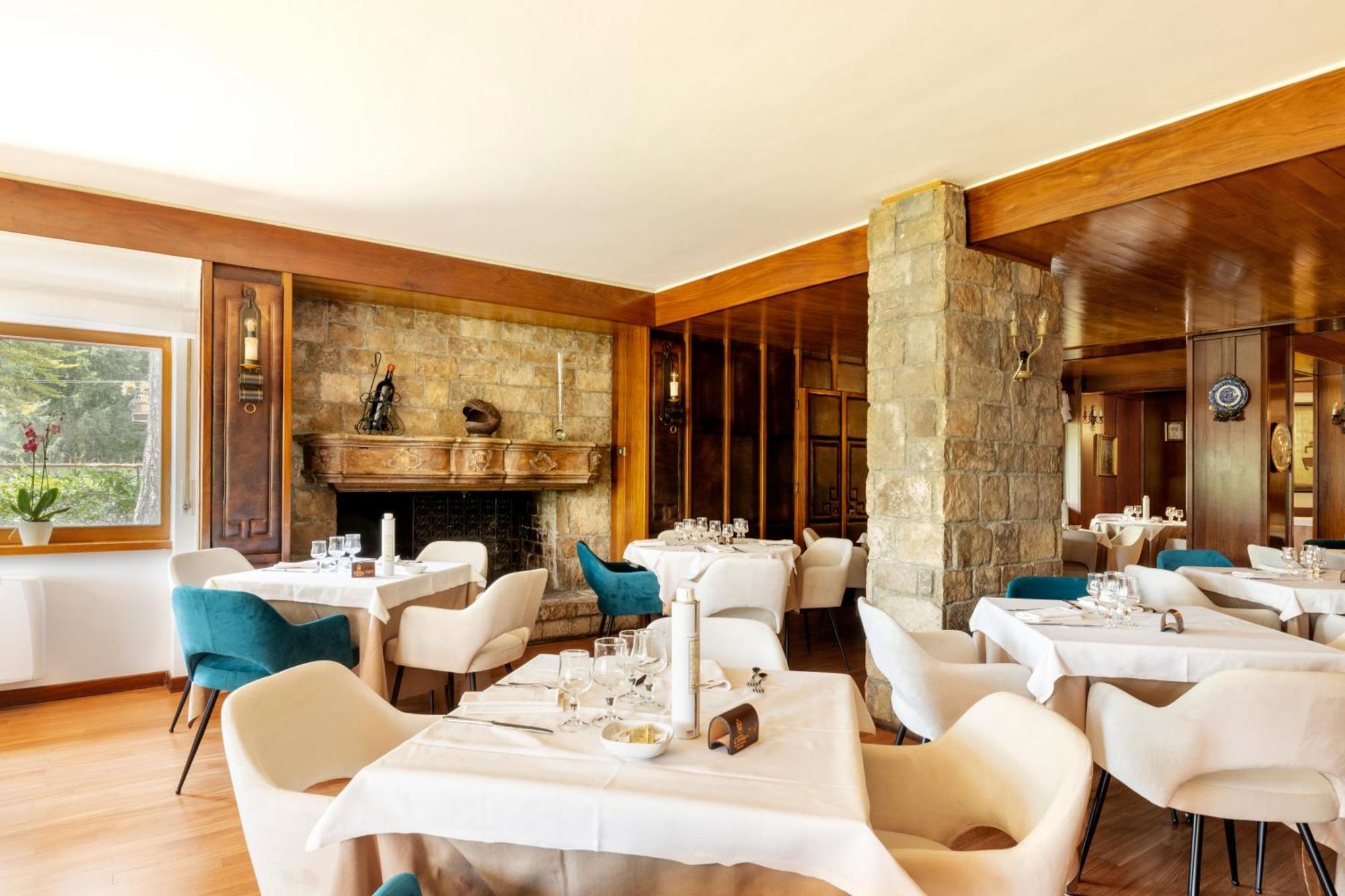 Hotel Corona & Spa Pescasseroli Bagian luar foto