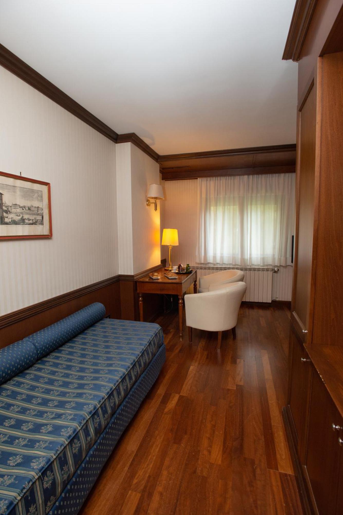 Hotel Corona & Spa Pescasseroli Bagian luar foto