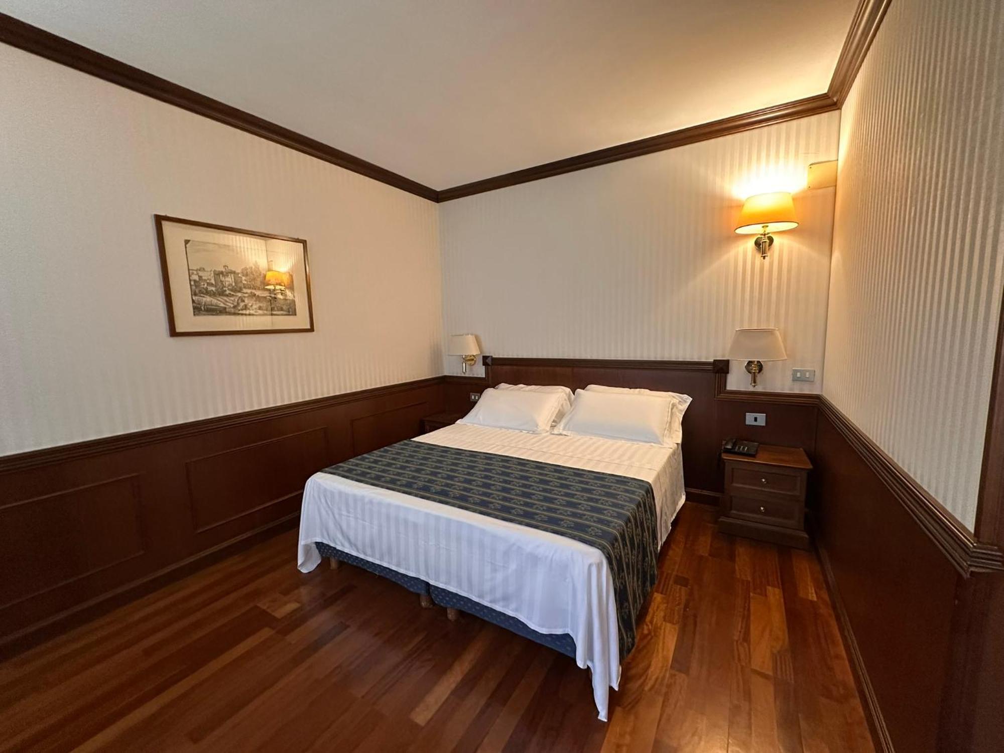 Hotel Corona & Spa Pescasseroli Bagian luar foto